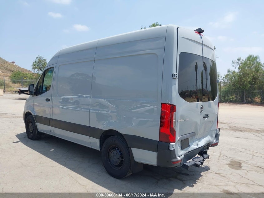 2022 Mercedes-Benz Sprinter 2500 Standard Roof V6 VIN: W1W4EBHY7NT083588 Lot: 39668134
