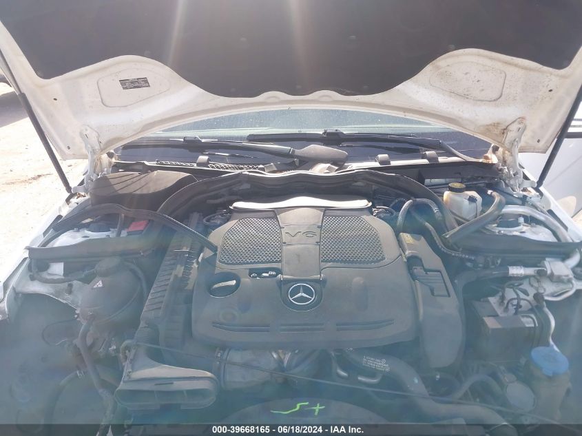 2013 Mercedes-Benz C 300 Luxury 4Matic/Sport 4Matic VIN: WDDGF8AB9DR282299 Lot: 39668165