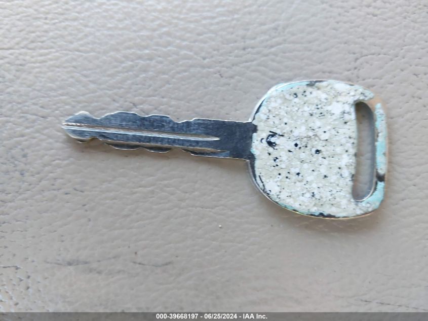 2005 Chevrolet Trailblazer Lt VIN: 1GNDT13S352180184 Lot: 39668197