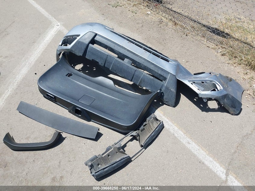 2016 Subaru Forester 2.5I Premium VIN: JF2SJADC5GH544670 Lot: 39668250