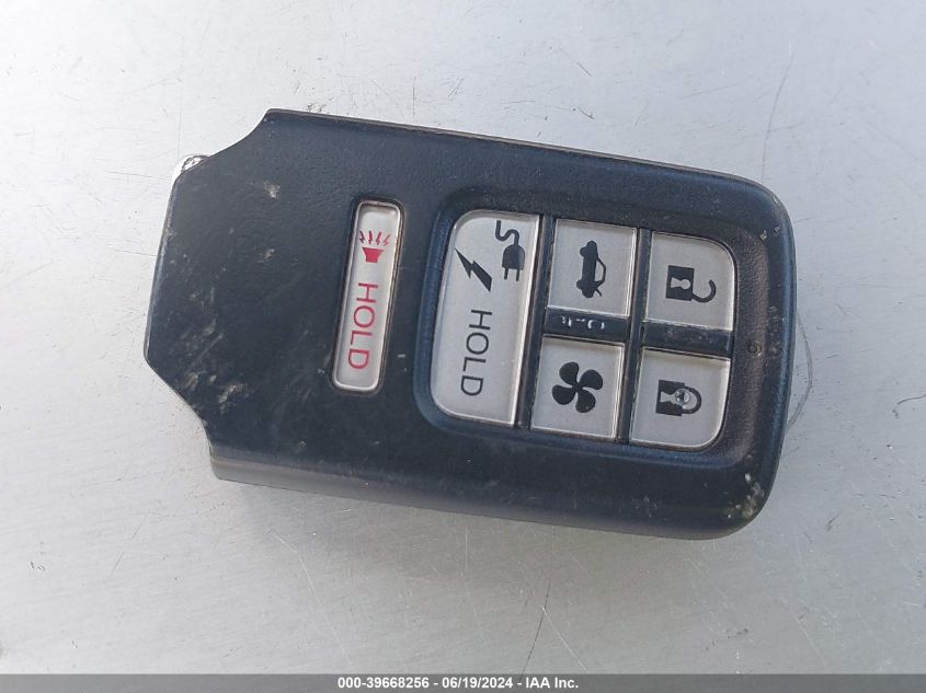 2018 Honda Clarity Touring VIN: JHMZC5F39JC016368 Lot: 39668256