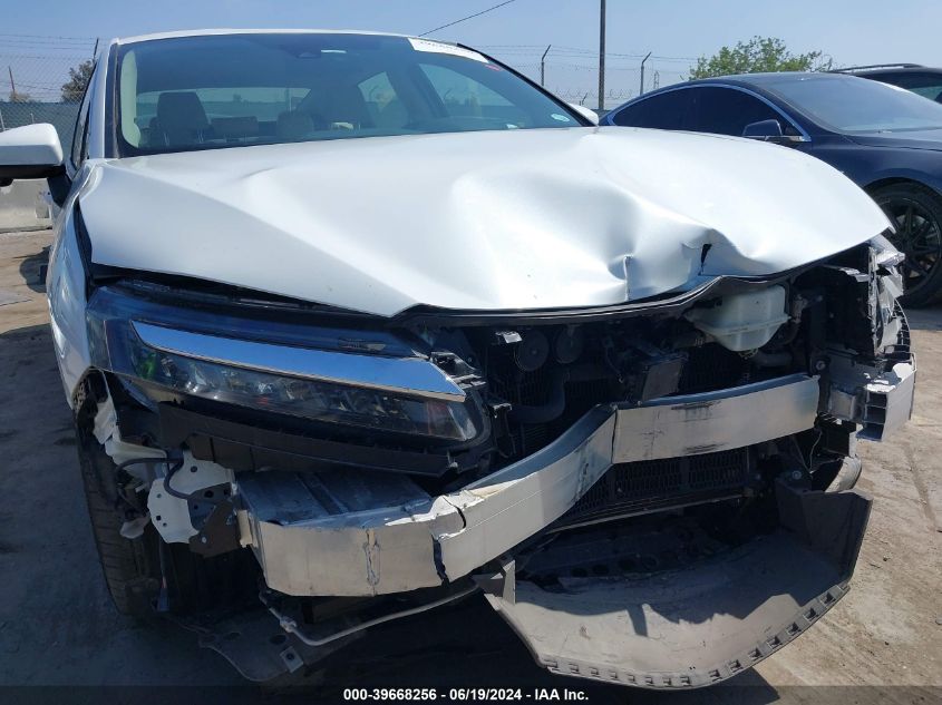 2018 Honda Clarity Touring VIN: JHMZC5F39JC016368 Lot: 39668256