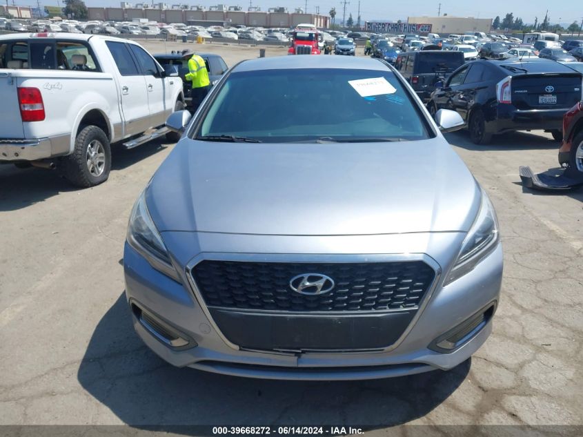 2016 Hyundai Sonata Hybrid Se VIN: KMHE24L16GA040272 Lot: 39668272