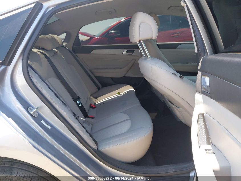 2016 Hyundai Sonata Hybrid Se VIN: KMHE24L16GA040272 Lot: 39668272