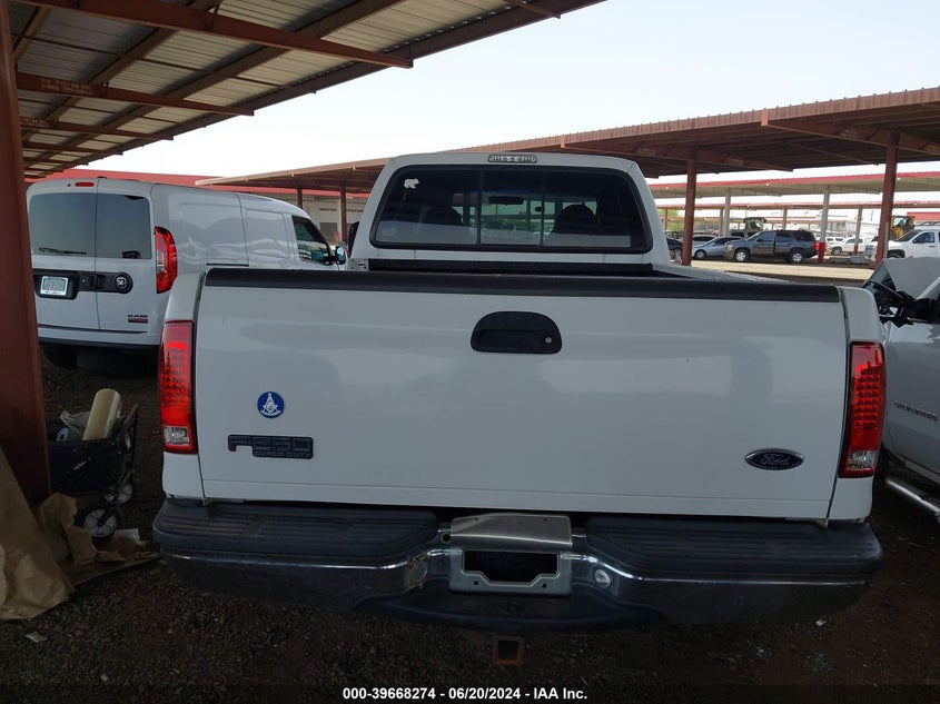 1999 Ford F-250 Lariat/Xl/Xlt VIN: 1FTNX21F9XEE44345 Lot: 39668274