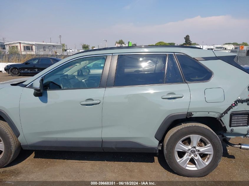 2021 Toyota Rav4 Xle VIN: JTMW1RFV0MD069381 Lot: 39668351