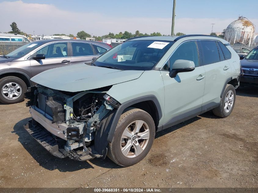 2021 Toyota Rav4 Xle VIN: JTMW1RFV0MD069381 Lot: 39668351