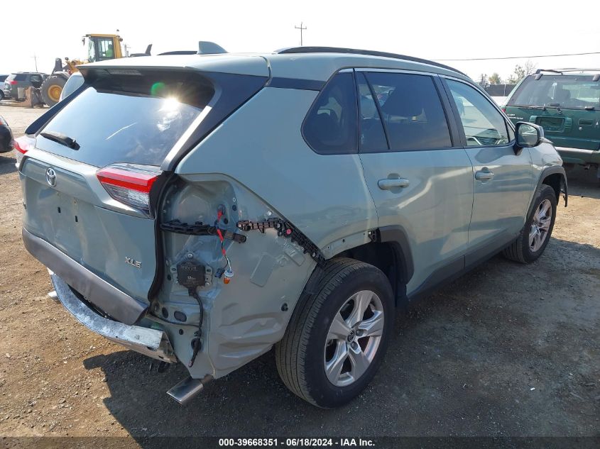 2021 Toyota Rav4 Xle VIN: JTMW1RFV0MD069381 Lot: 39668351