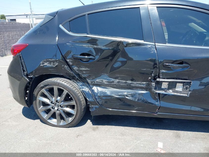 2018 Mazda Mazda3 Touring VIN: 3MZBN1L32JM238238 Lot: 39668353