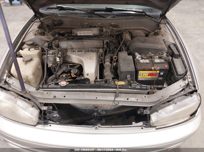 1993 Toyota Camry Le VIN: 4T1SK12E7PU182067 Lot: 39668357