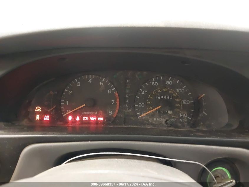 1993 Toyota Camry Le VIN: 4T1SK12E7PU182067 Lot: 39668357