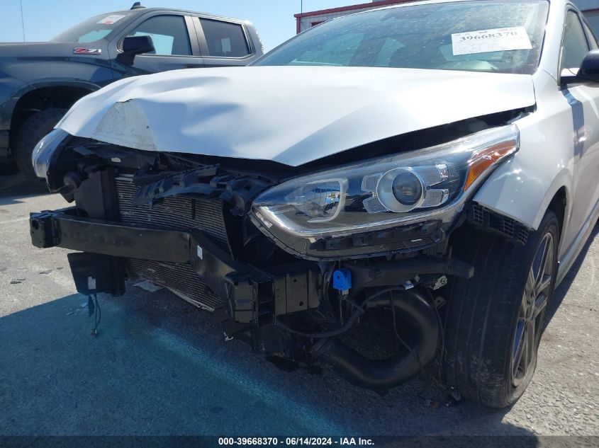 2021 Kia Forte Gt-Line VIN: 3KPF34AD4ME327752 Lot: 39668370