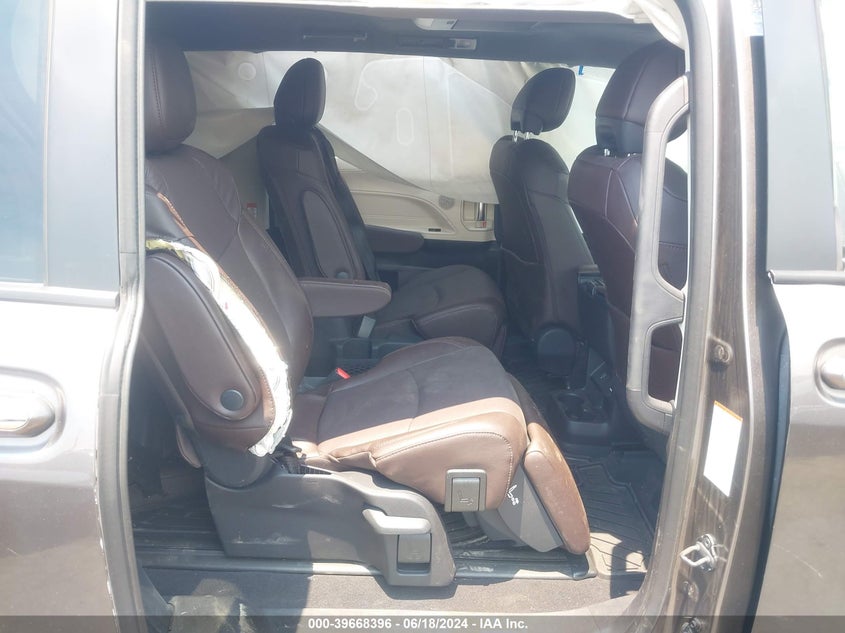 2023 TOYOTA SIENNA PLATINUM - 5TDESKFC5PS104200