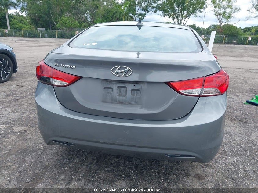 2013 Hyundai Elantra Gls VIN: 5NPDH4AE0DH396452 Lot: 39668458