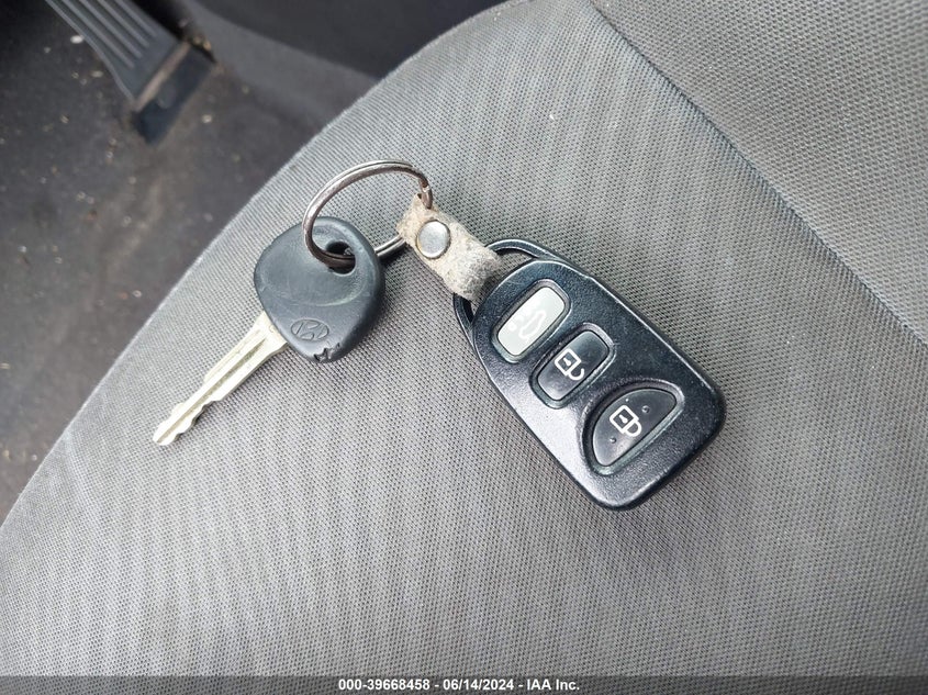 2013 Hyundai Elantra Gls VIN: 5NPDH4AE0DH396452 Lot: 39668458