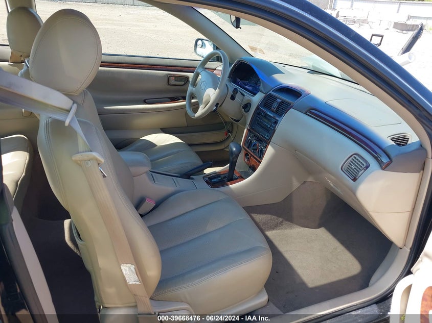 1999 Toyota Camry Solara Se V6 VIN: 2T1CF22P5XC203953 Lot: 39668476