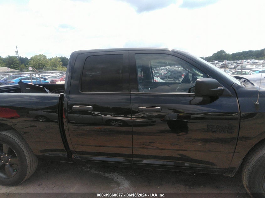 VIN 1C6RR6FG4JS225071 2018 RAM 1500 EXPRESS QUAD CAB 4X2 "64" BOX