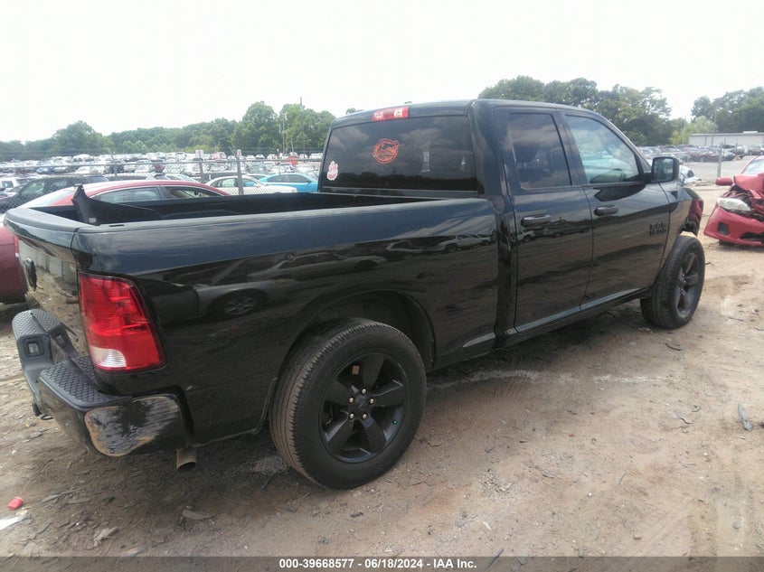 VIN 1C6RR6FG4JS225071 2018 RAM 1500 EXPRESS QUAD CAB 4X2 "64" BOX