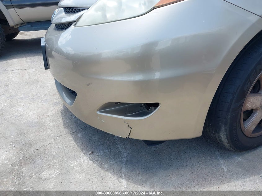 2010 Toyota Sienna Le VIN: 5TDKK4CC6AS313200 Lot: 39668858