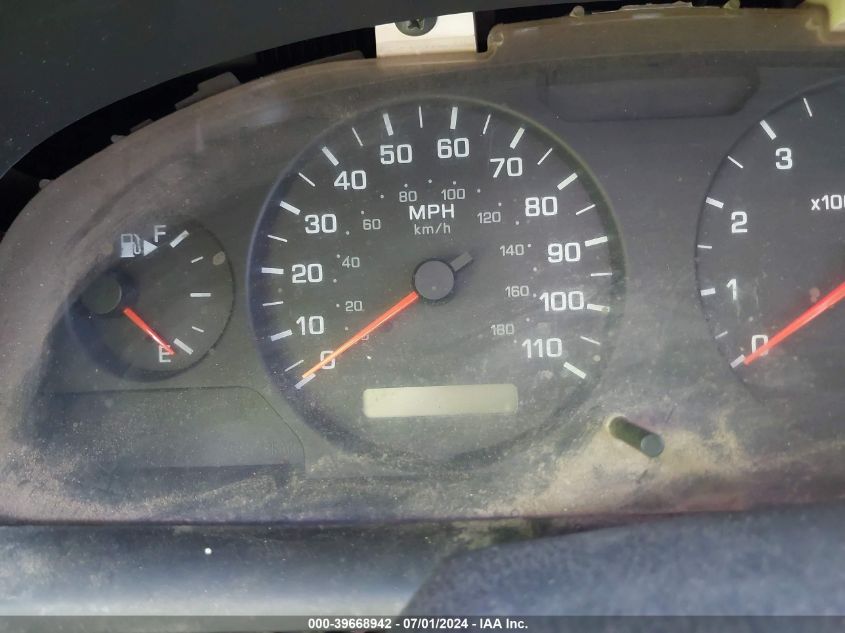 2001 Nissan Xterra Xe-V6 VIN: 5N1ED28T61C536239 Lot: 39668942