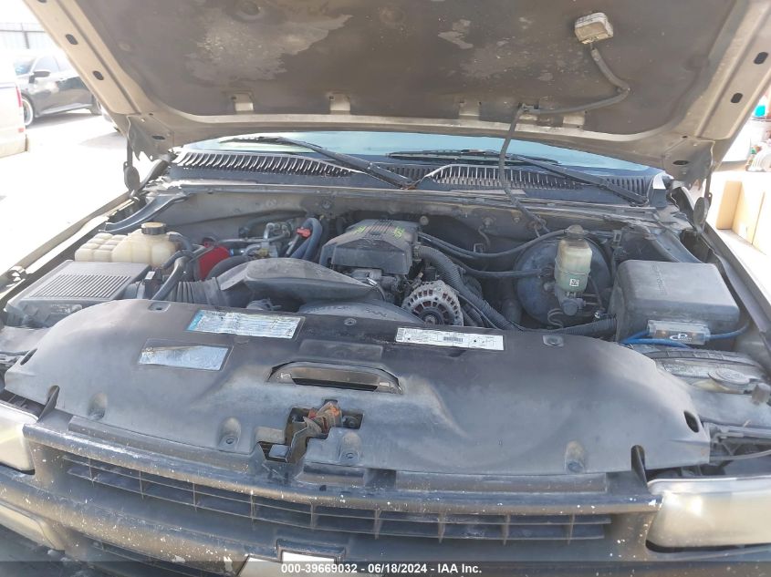 2000 Chevrolet Suburban 1500 Ls VIN: 3GNEC16T2YG143860 Lot: 39669032