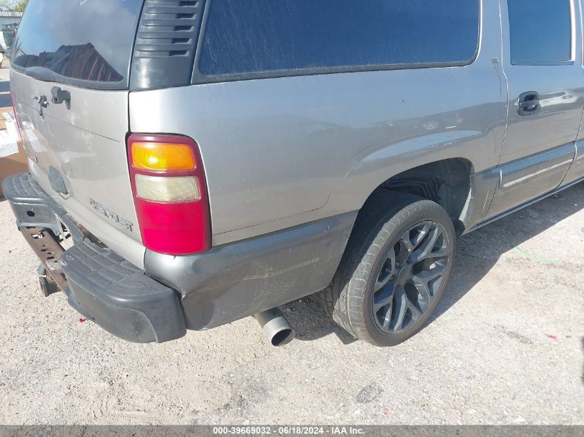 2000 Chevrolet Suburban 1500 Ls VIN: 3GNEC16T2YG143860 Lot: 39669032