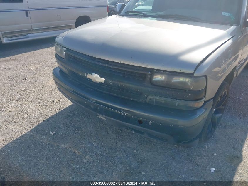 2000 Chevrolet Suburban 1500 Ls VIN: 3GNEC16T2YG143860 Lot: 39669032