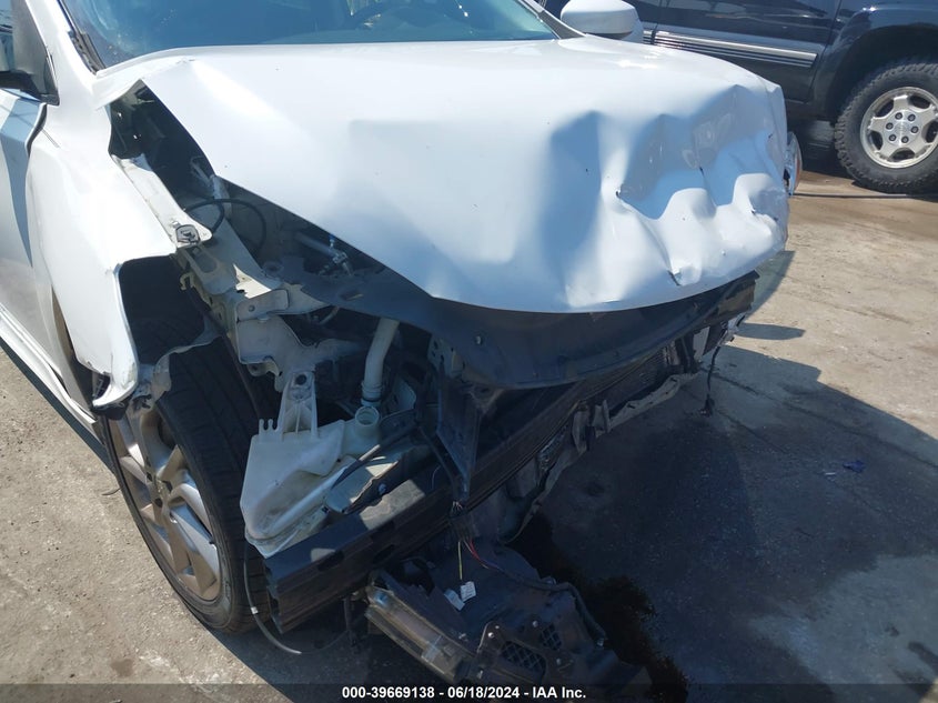 2014 Nissan Sentra Sr VIN: 3N1AB7AP5EL646358 Lot: 39669138