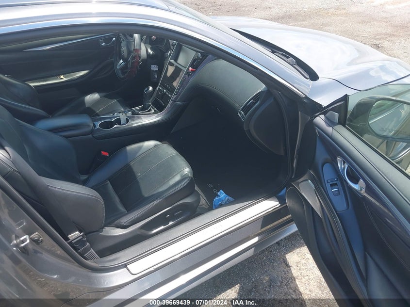 2018 Infiniti Q60 3.0T Red Sport 400 VIN: JN1FV7EL5JM630617 Lot: 39669439