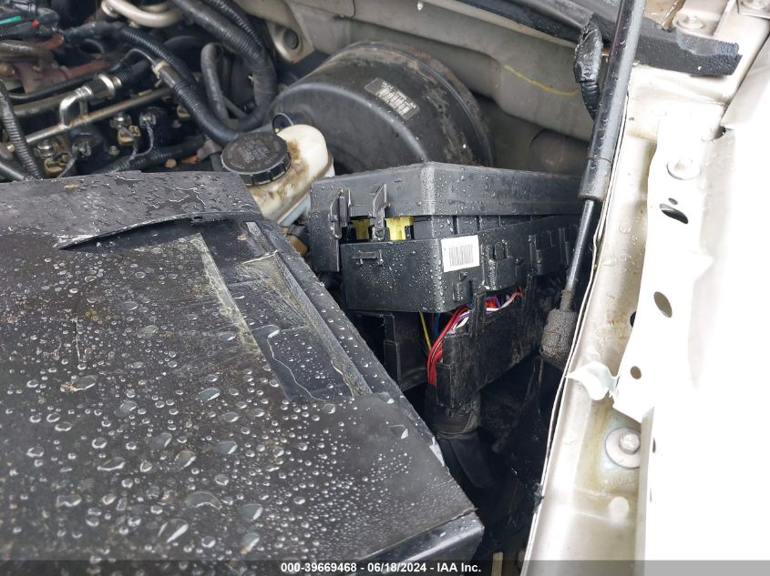 2004 Ford Explorer Nbx/Xlt VIN: 1FMZU73W74ZA15872 Lot: 39669468