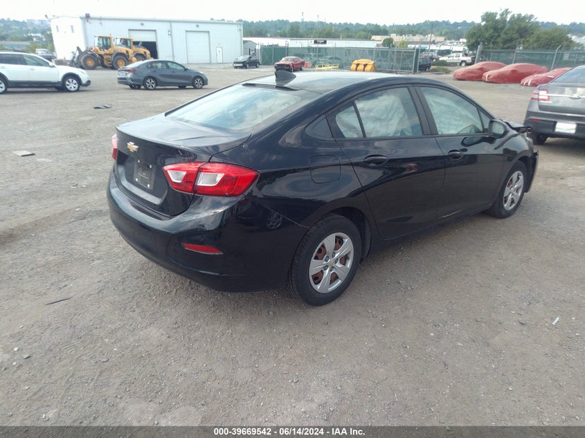 VIN 1G1BC5SM5J7204226 2018 CHEVROLET CRUZE LS AUTO