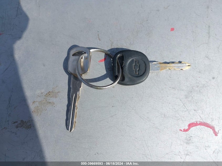 2003 Chevrolet Silverado 1500 Ls VIN: 2GCEK19TX31106404 Lot: 39669593