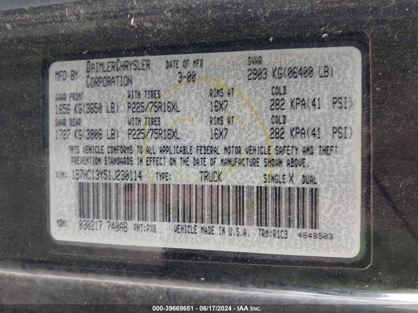 2001 Dodge Ram 1500 St VIN: 1B7HC13Y51J230114 Lot: 39669651