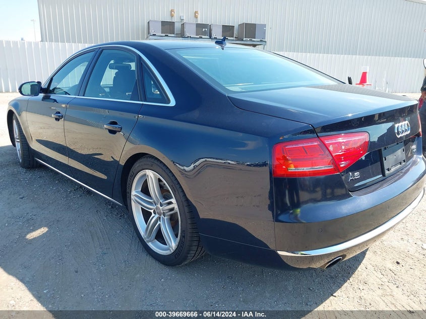 2012 Audi A8 4.2 VIN: WAUAVAFD4CN035702 Lot: 39669666