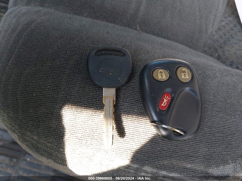 2004 Chevrolet Silverado 2500Hd Ls VIN: 1GCHK29284E361627 Lot: 39669805