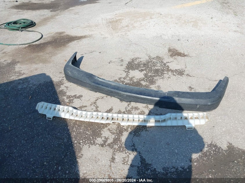 2004 Chevrolet Silverado 2500Hd Ls VIN: 1GCHK29284E361627 Lot: 39669805