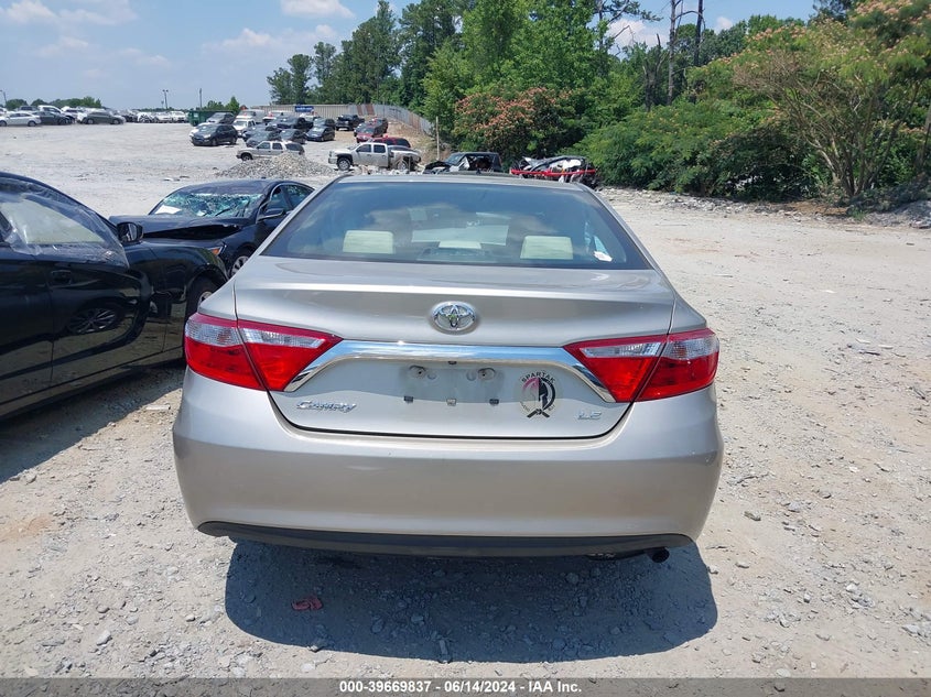 2015 Toyota Camry Le VIN: 4T4BF1FK9FR467751 Lot: 39669837