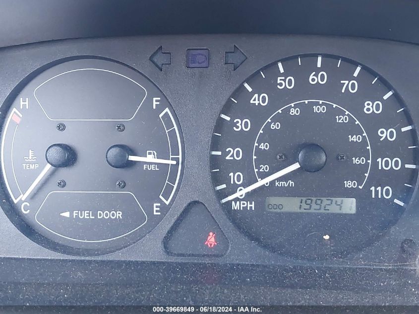 2002 Chevrolet Prizm VIN: 1Y1SK52882Z412647 Lot: 39669849