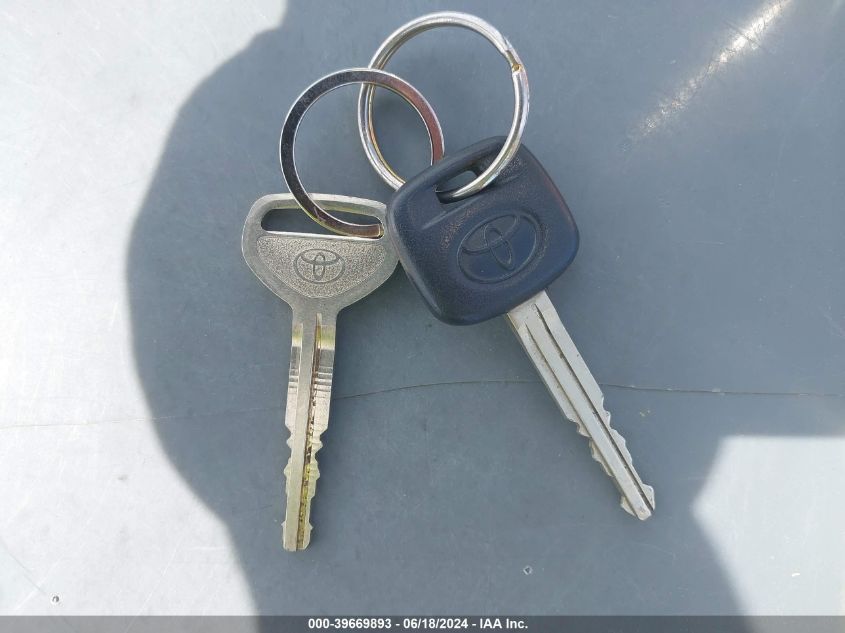 2004 Toyota Camry Le VIN: 4T1BE32K34U936764 Lot: 39669893