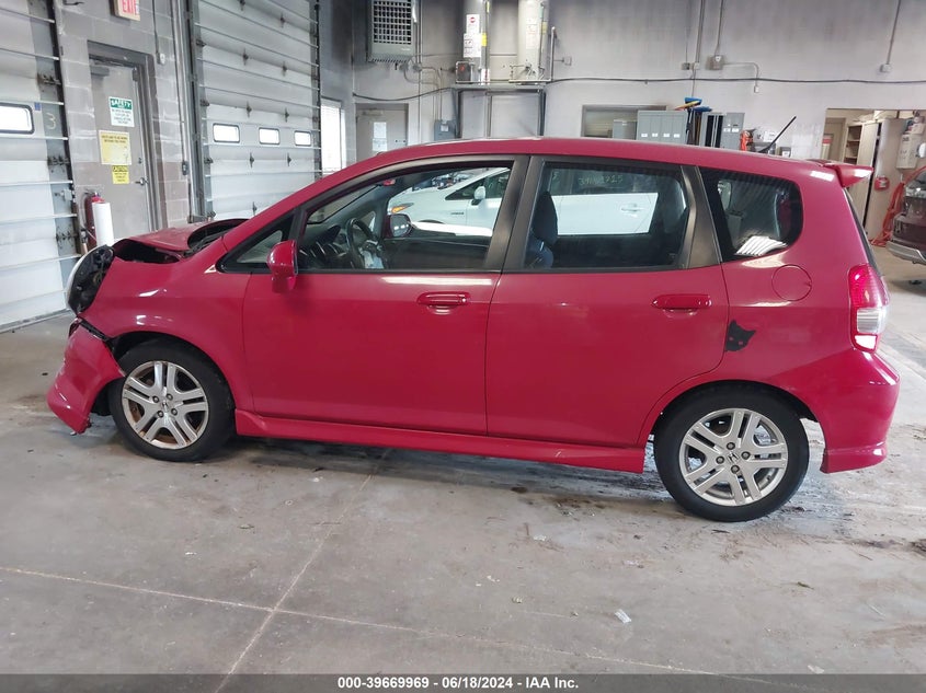 2008 Honda Fit Sport VIN: JHMGD38698S067322 Lot: 39669969