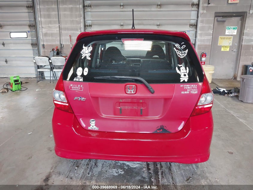 2008 Honda Fit Sport VIN: JHMGD38698S067322 Lot: 39669969