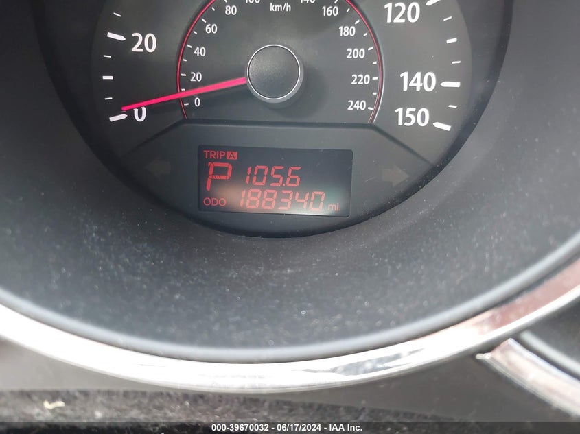 2011 Kia Sorento Lx V6 VIN: 5XYKT4A29BG109187 Lot: 39670032