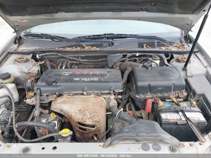 2003 Toyota Camry Le VIN: 4T1BE32KX3U700580 Lot: 39670085