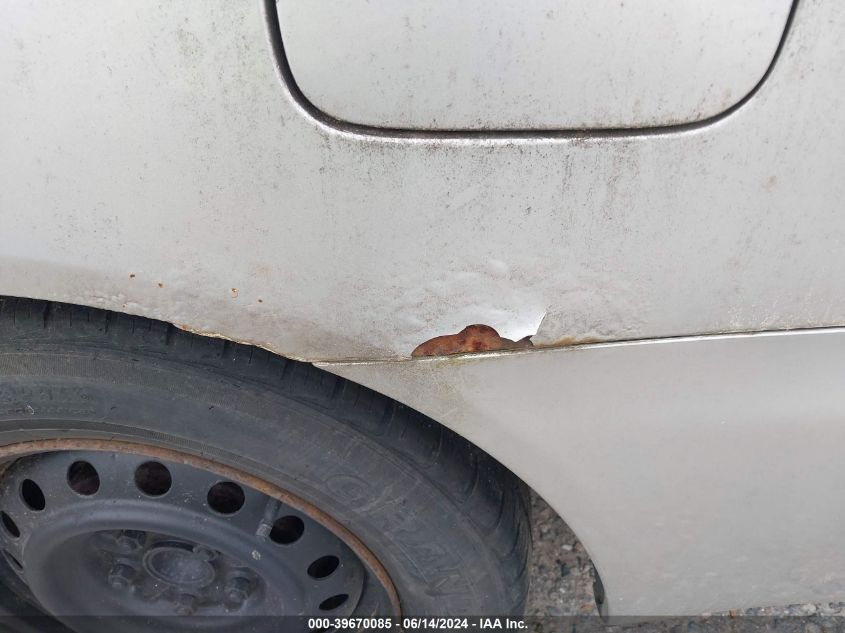 2003 Toyota Camry Le VIN: 4T1BE32KX3U700580 Lot: 39670085