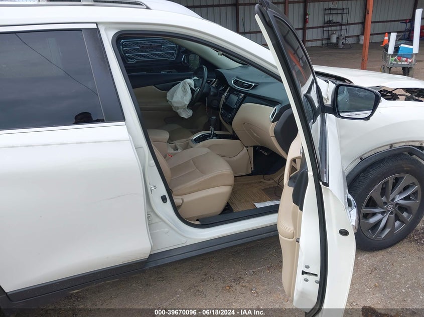 2016 NISSAN ROGUE SL - KNMAT2MT5GP672178