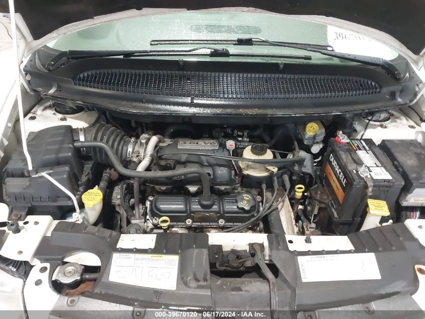 2005 Chrysler Town & Country Touring VIN: 2C4GP54LX5R269325 Lot: 39670120