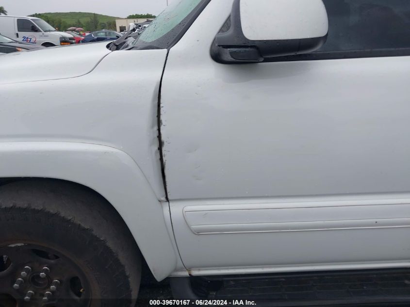 2005 Chevrolet Tahoe Lt VIN: 1GNEC13T55R138510 Lot: 39670167