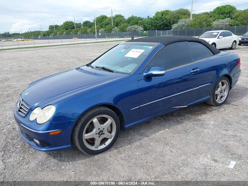 2004 Mercedes-Benz Clk 500 VIN: WDBTK75G04T019883 Lot: 39670196