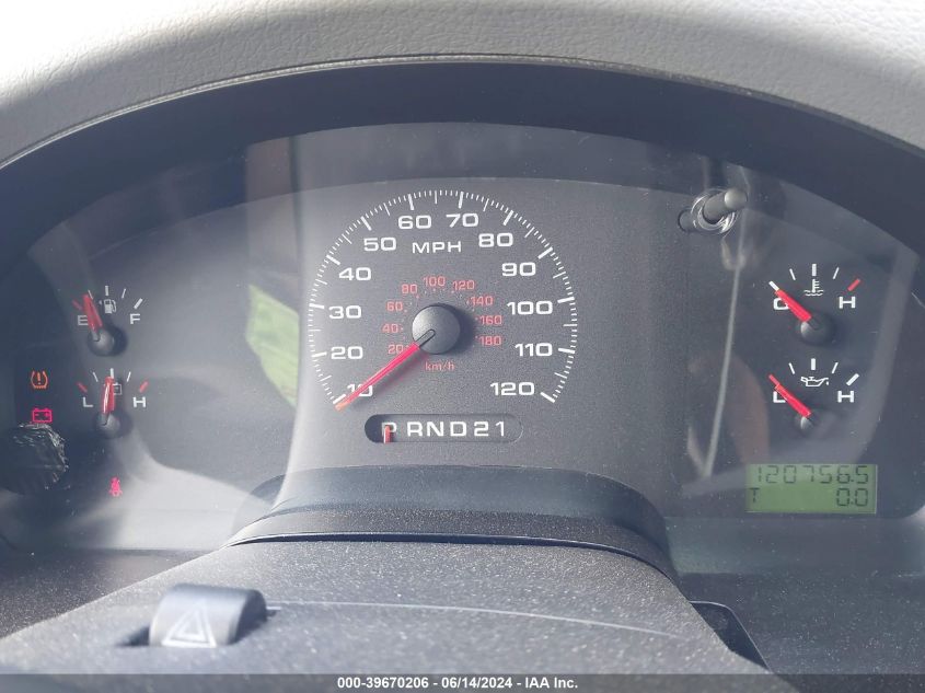 2007 Ford F-150 Fx4/Stx/Xl/Xlt VIN: 1FTRX14WX7FA06869 Lot: 39670206