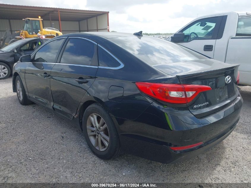 2017 Hyundai Sonata 2.4L VIN: 5NPE24AF3HH490667 Lot: 39670254